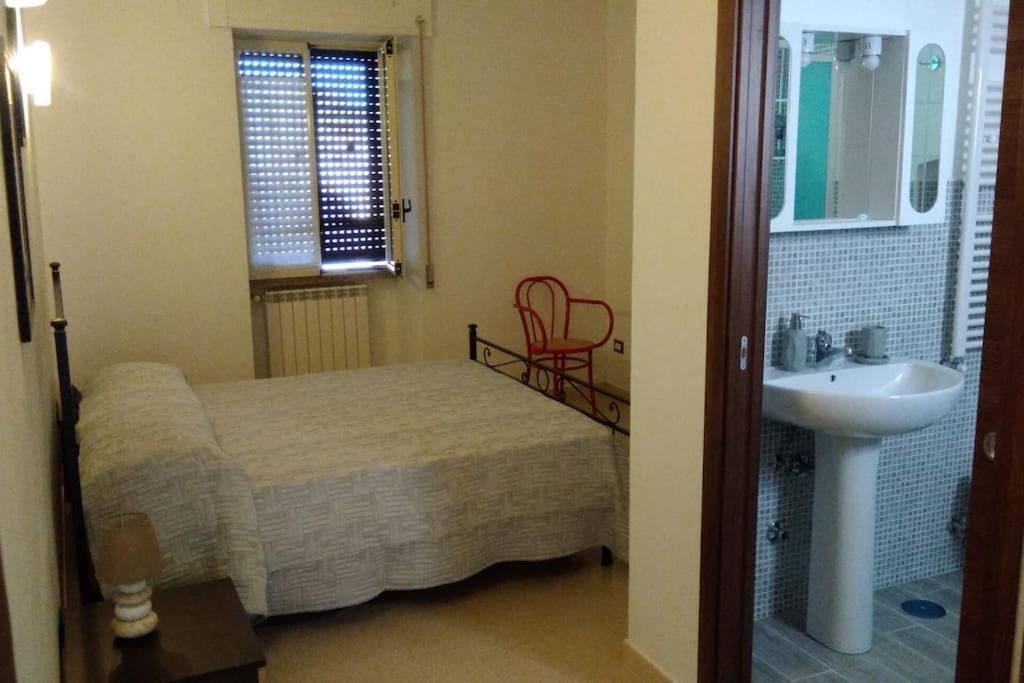 Appartamento Centralissimo Mottola Esterno foto